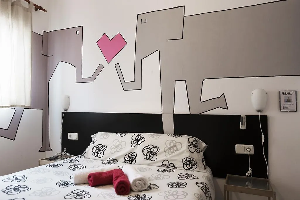 Zoo Loco Guest House Barcelona