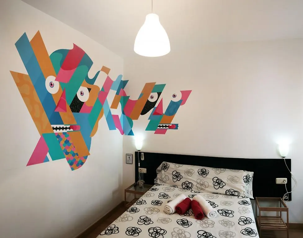 Zoo Loco Guest House Barcelona
