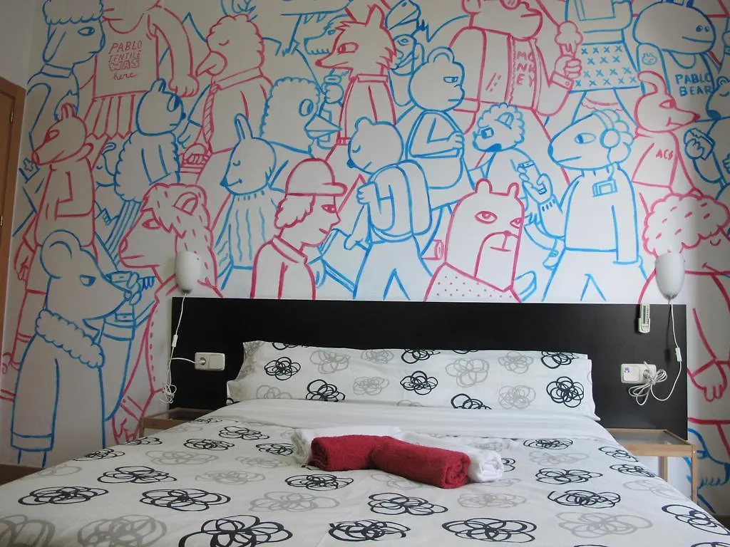 Zoo Loco Guest House Barcelona