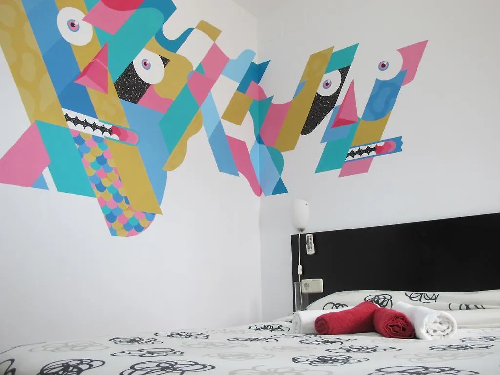 Zoo Loco Guest House Barcelona Spain