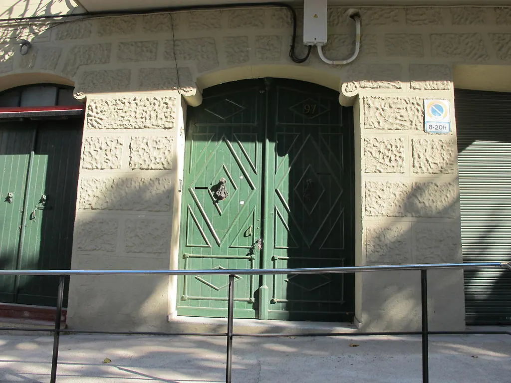 Zoo Loco Guest House Barcelona Spain
