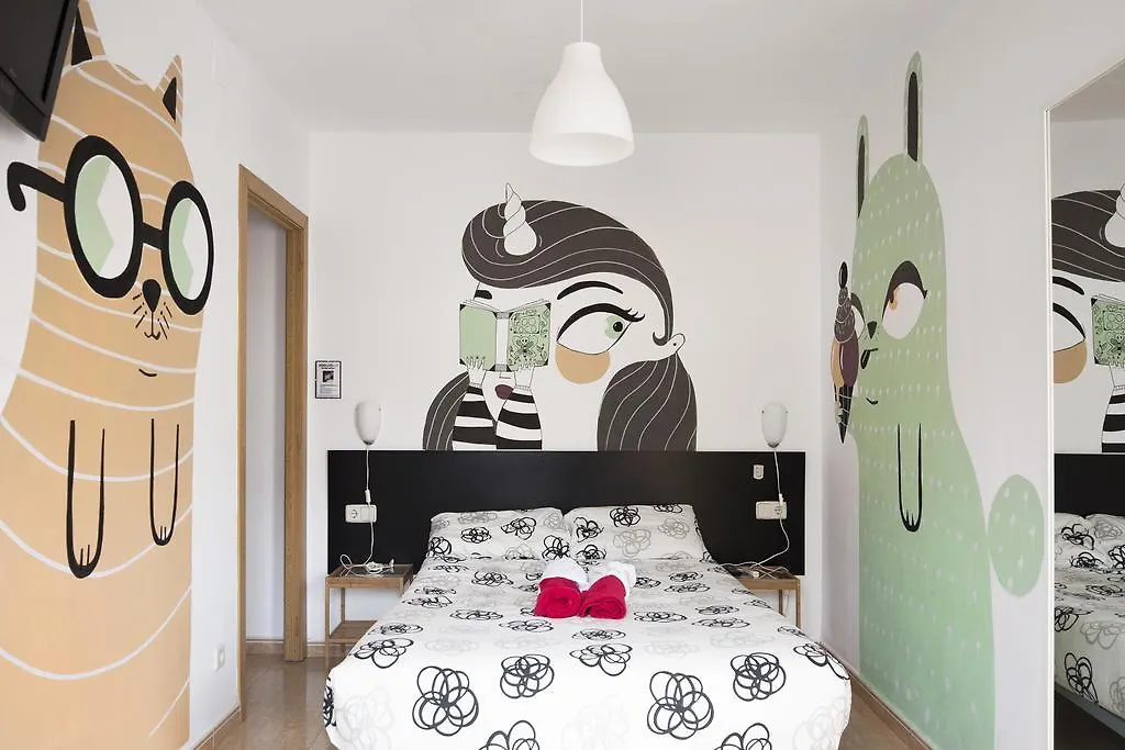 Zoo Loco Guest House Barcelona Spain