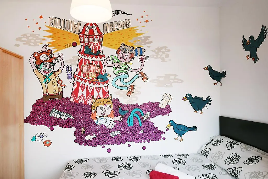 Zoo Loco Guest House Barcelona 0*,  Spain