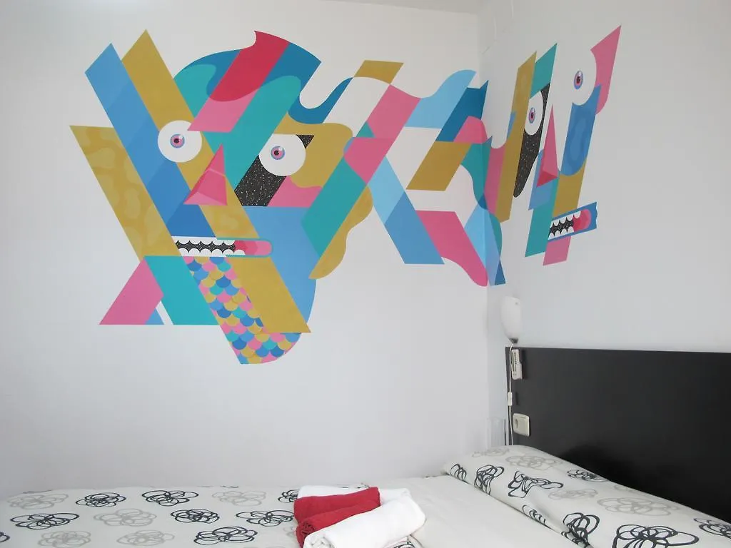 Zoo Loco Guest House Barcelona